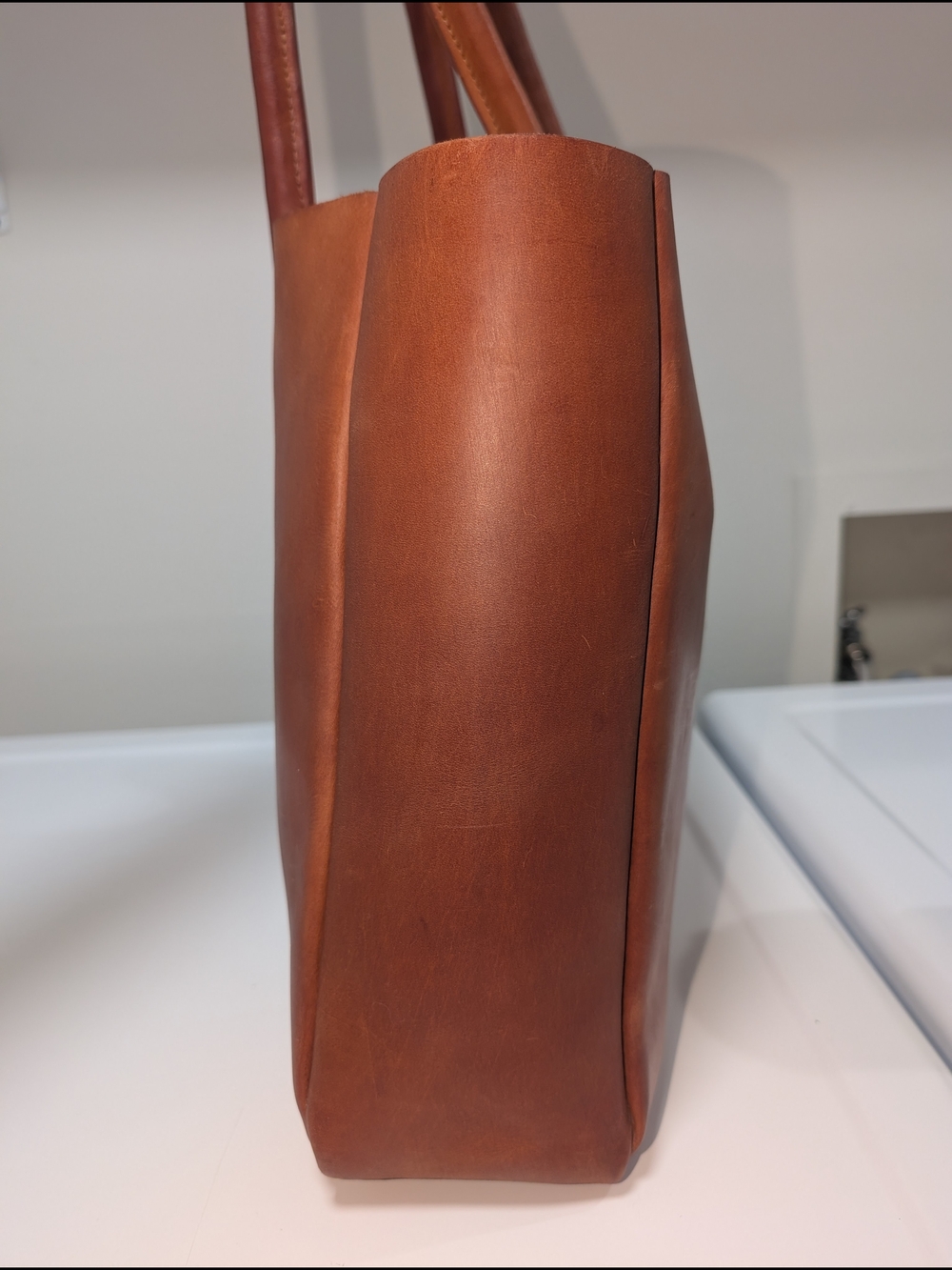 Parker Clay Large Leather Tote – Cognac Brown With Organizer Insert - Picture 4 of 7